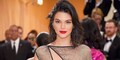 Kendall Jenner Opts Going Braless In Futuristic Dress At Cannes 2017 Videos